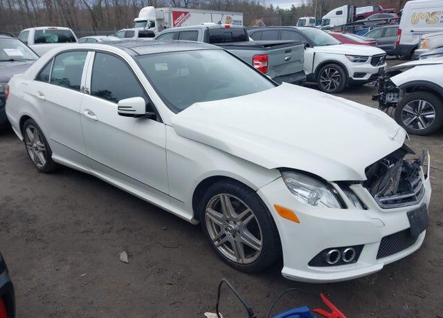 2010 MERCEDES-BENZ E-Class