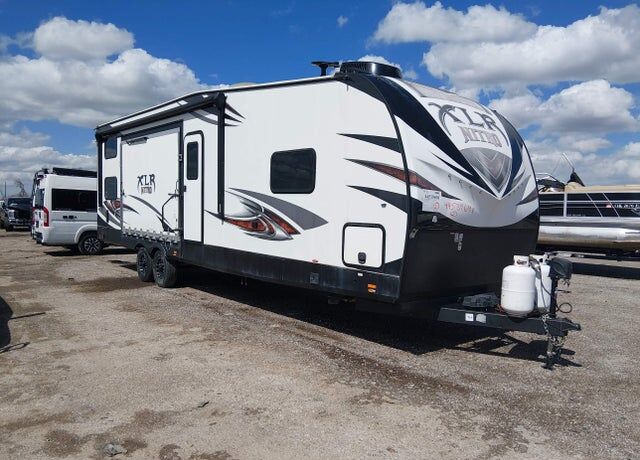 2018 FOREST RIVER XLR Toy Hauler