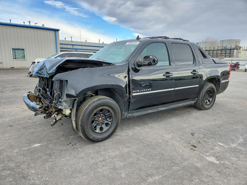 2013 CHEVROLET Avalanche