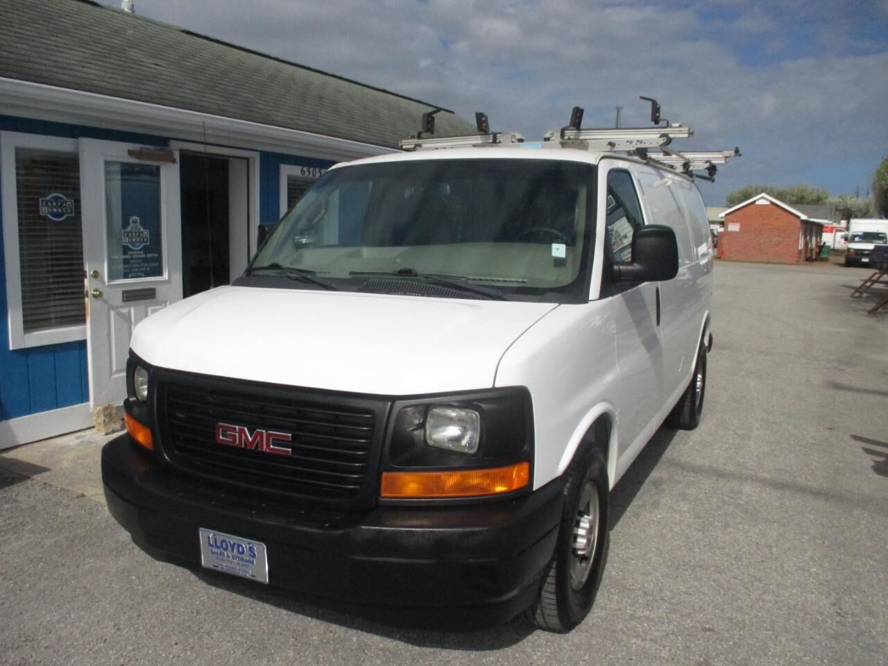 2017 GMC Savana
