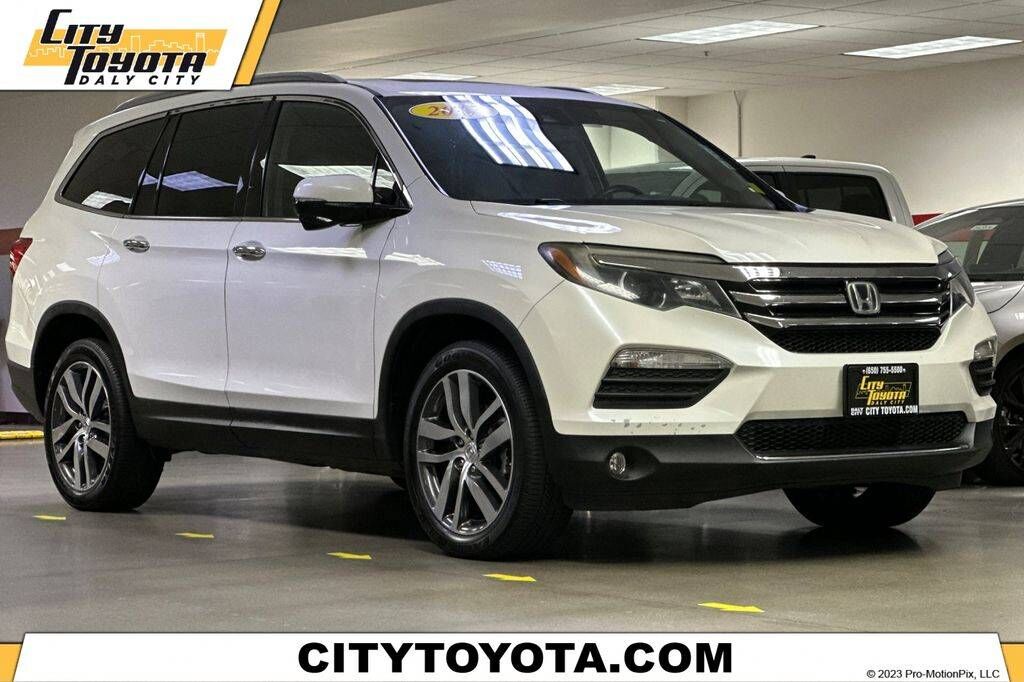 2017 HONDA Pilot
