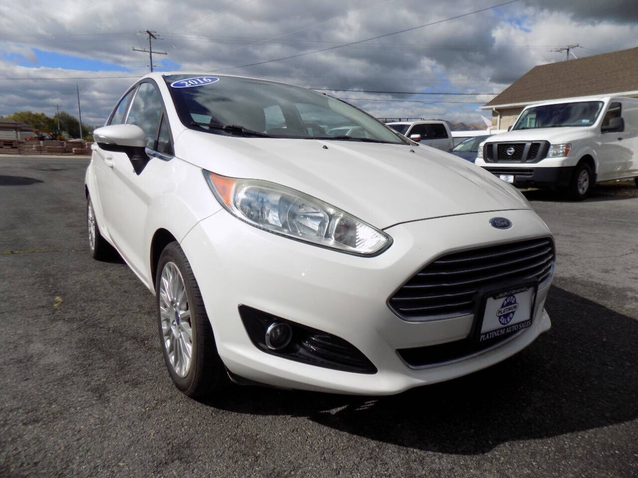 2016 FORD Fiesta
