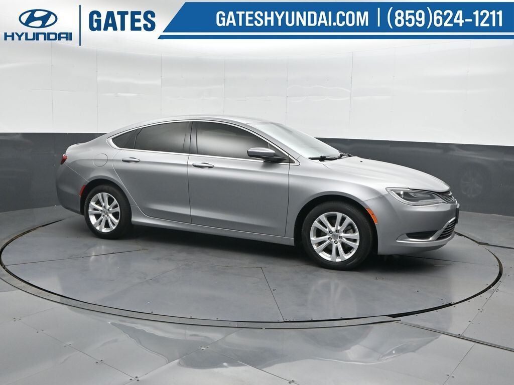 2016 CHRYSLER 200
