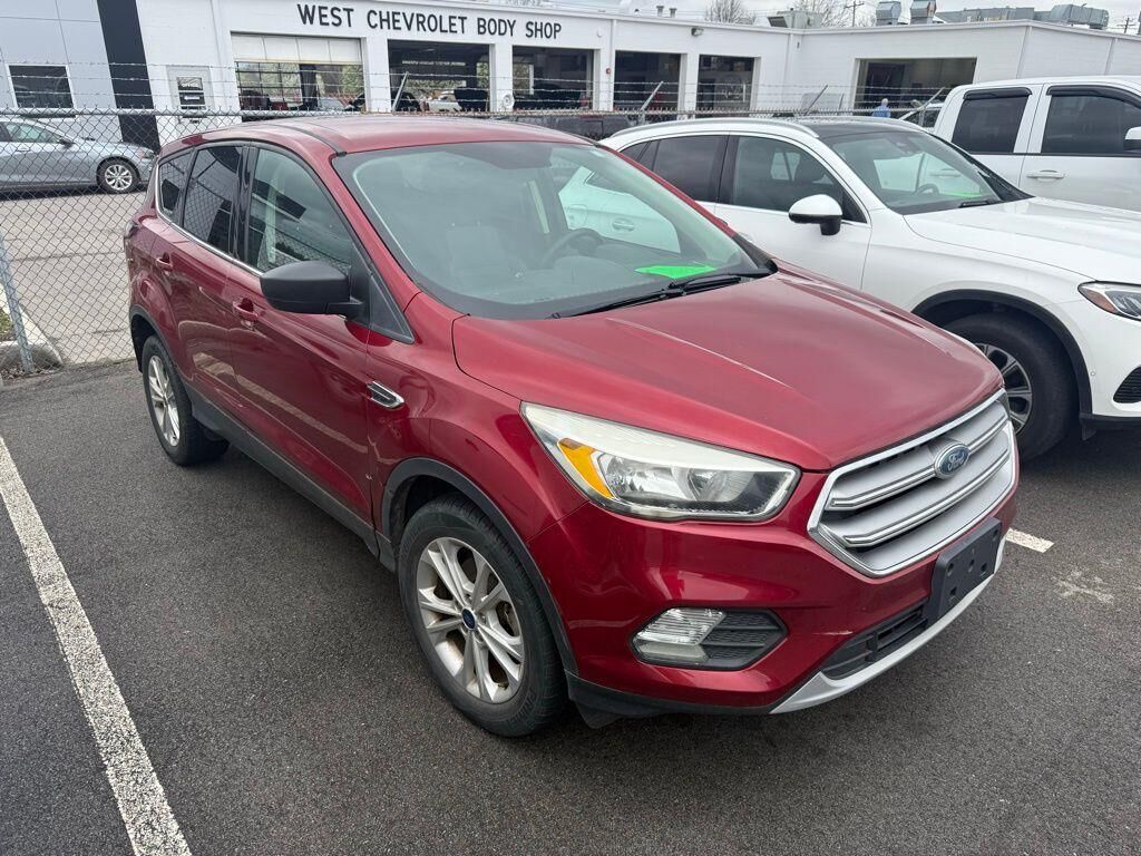 2017 FORD Escape