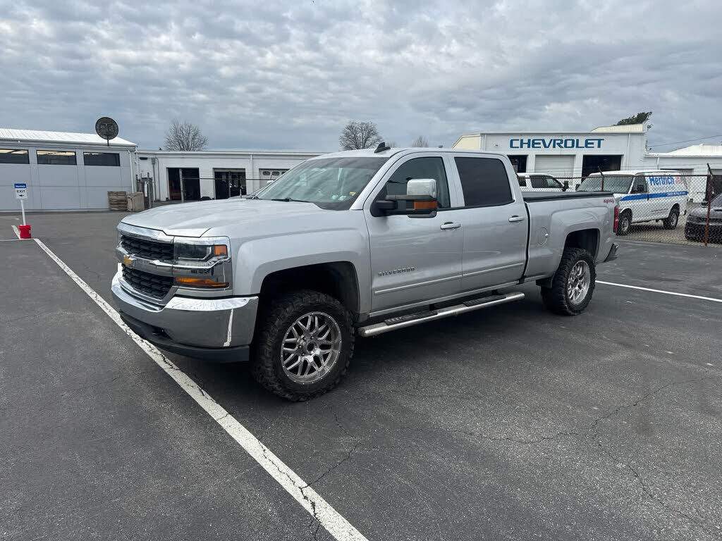 2018 CHEVROLET Silverado
