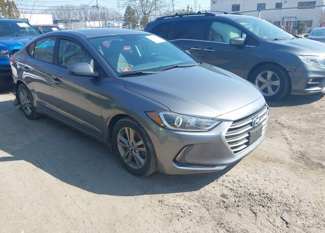 2018 HYUNDAI Elantra