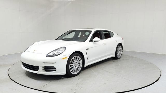 2014 PORSCHE Panamera