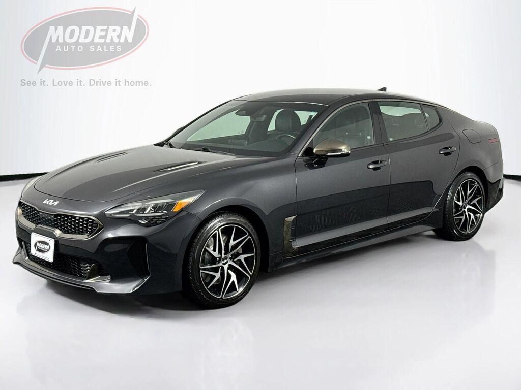 2022 KIA Stinger