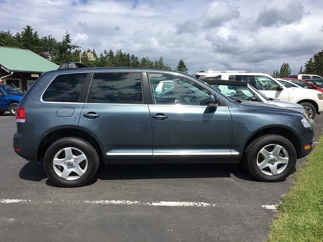 2005 VOLKSWAGEN Touareg