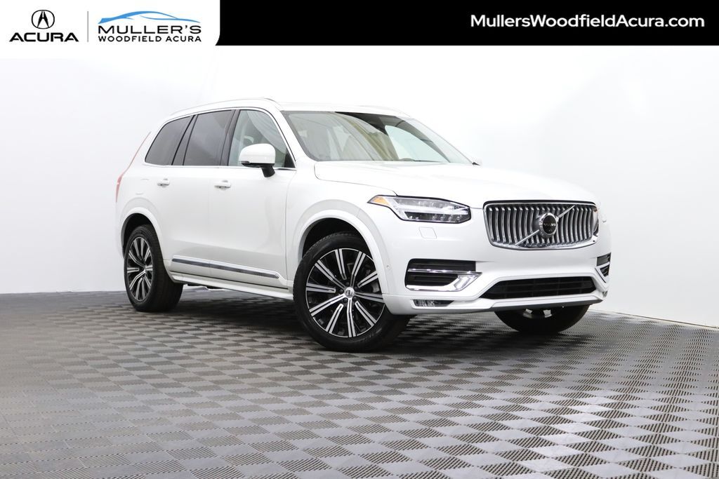 2023 VOLVO XC90