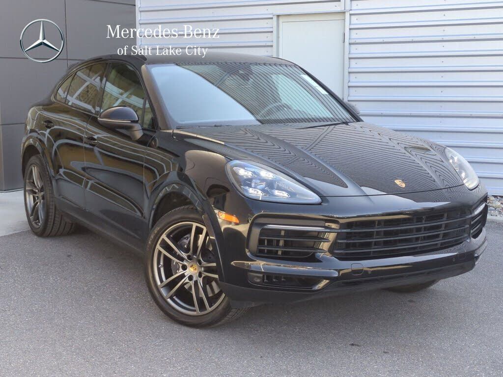 2021 PORSCHE Cayenne