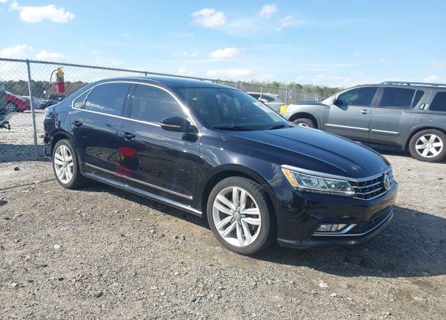 2017 VOLKSWAGEN Passat