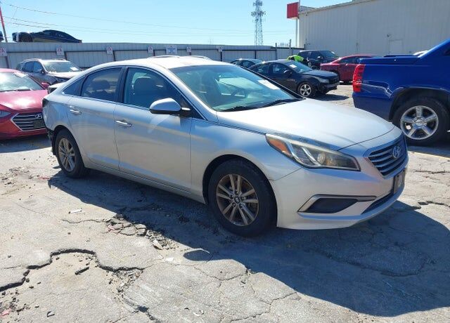 2017 HYUNDAI Sonata