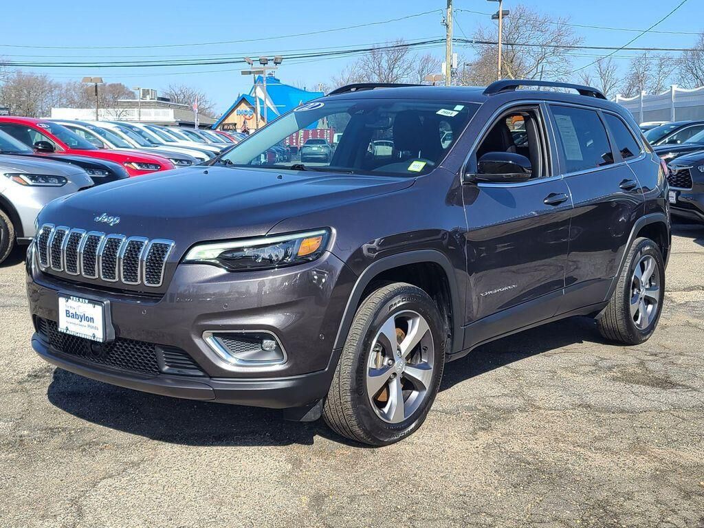 2022 JEEP Cherokee