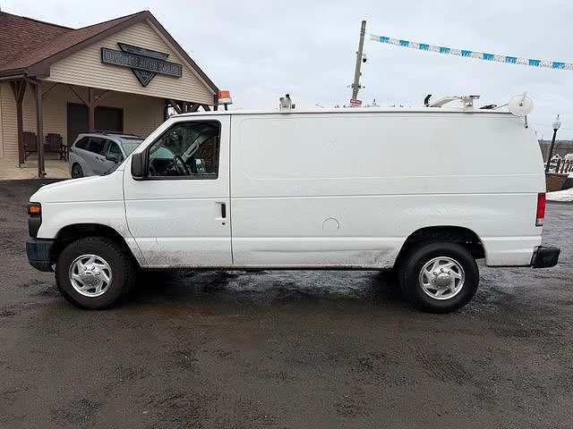 2014 FORD E-350