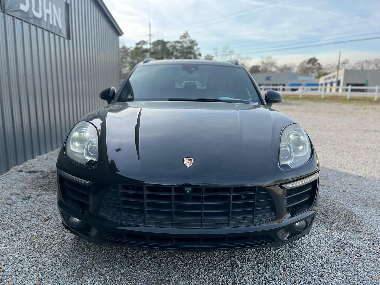 2017 PORSCHE Macan