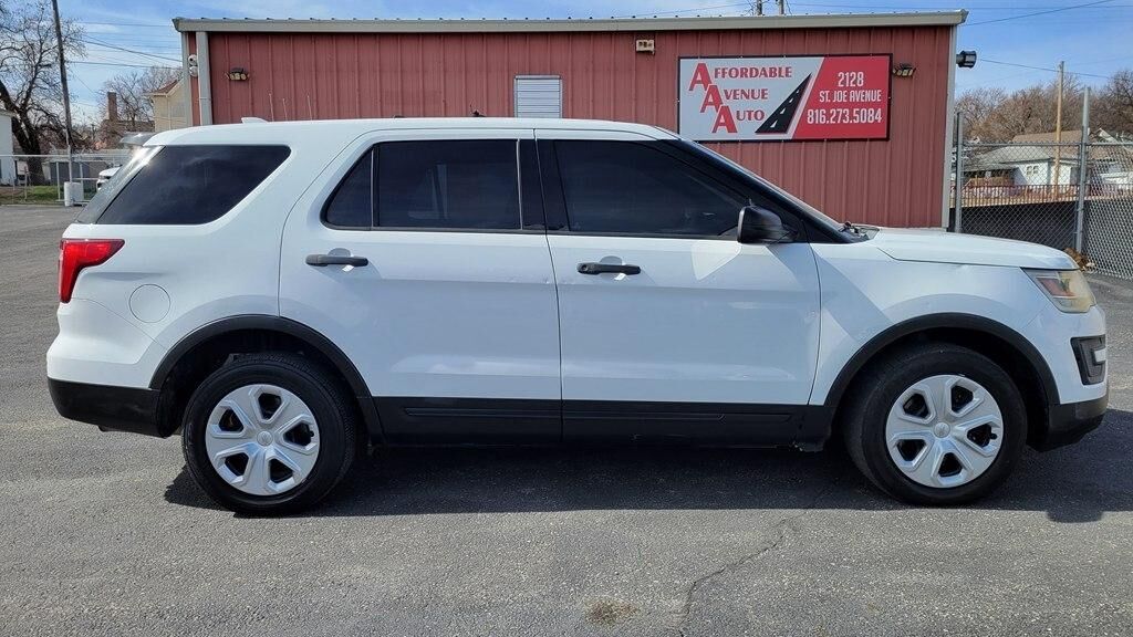 2016 FORD Explorer