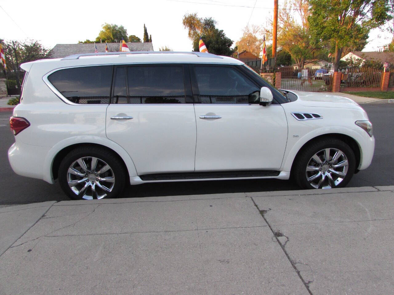 2014 INFINITI QX80