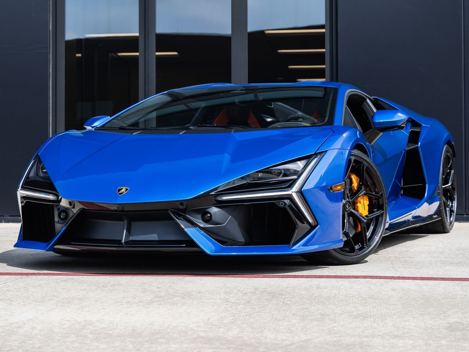 2026 LAMBORGHINI Revuelto