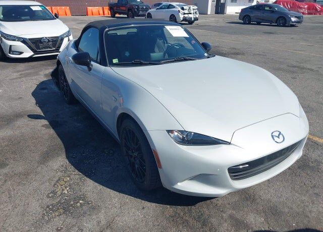 2016 MAZDA MX-5