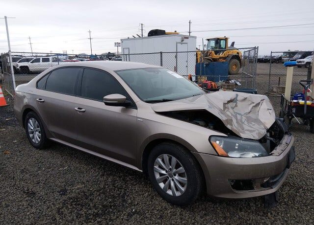 2015 VOLKSWAGEN Passat