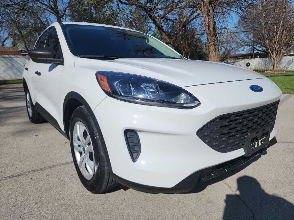 2022 FORD Escape
