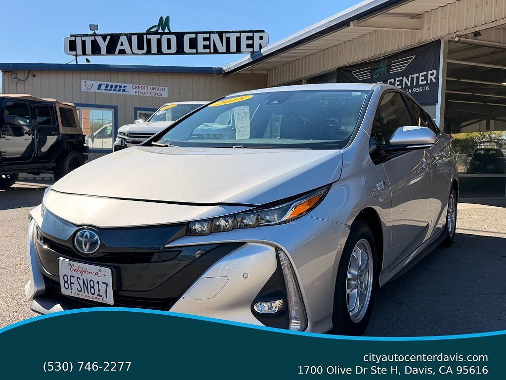 2018 TOYOTA Prius