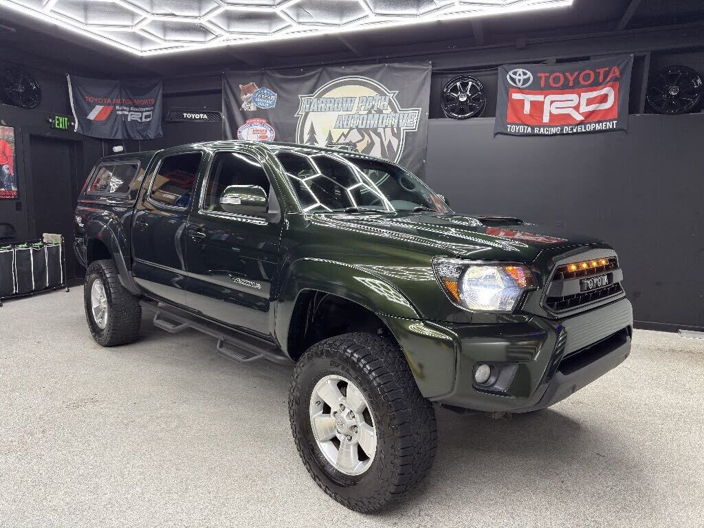2013 TOYOTA Tacoma