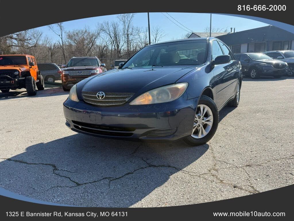 2004 TOYOTA Camry