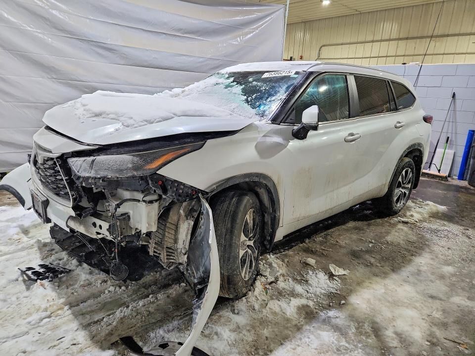 2024 TOYOTA Highlander