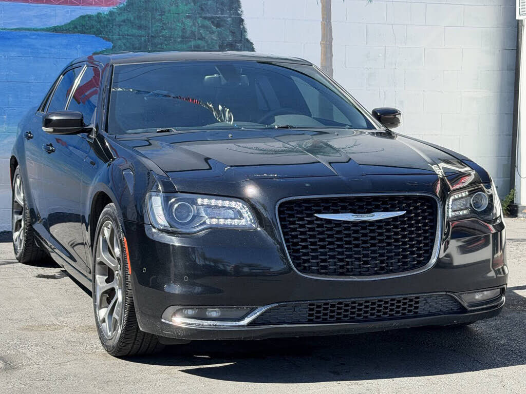 2015 CHRYSLER 300