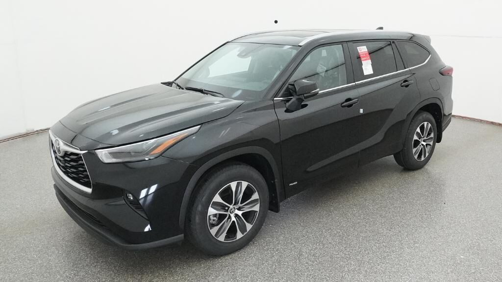2026 TOYOTA Highlander