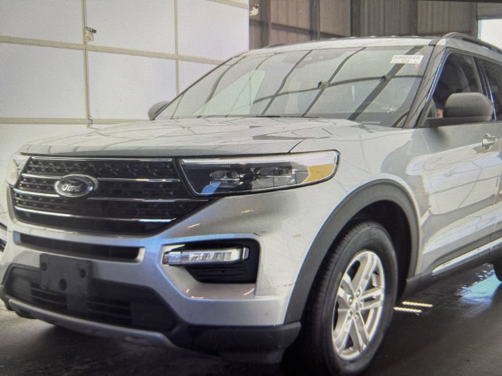 2024 FORD Explorer