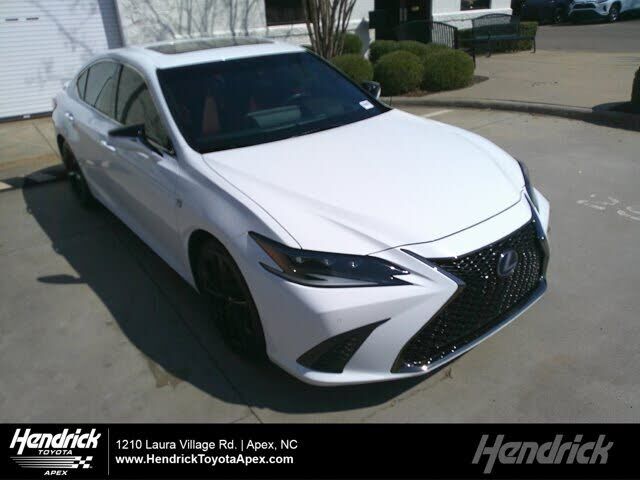 2022 LEXUS ES