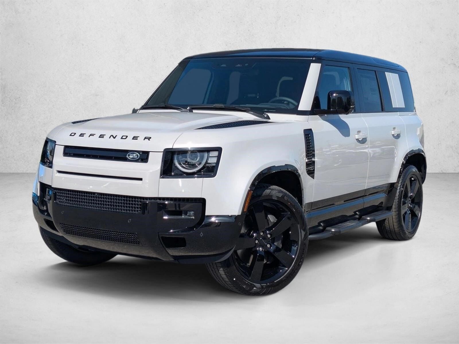 2026 LAND ROVER Defender