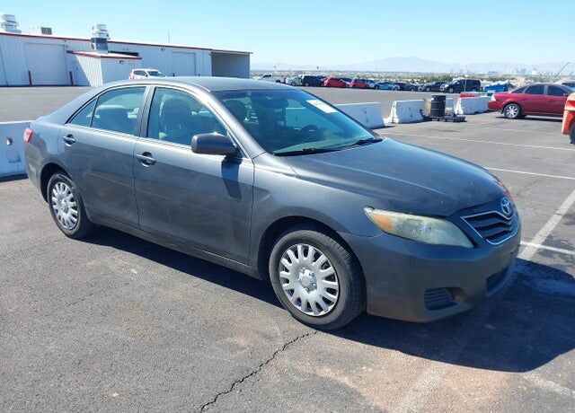 2010 TOYOTA Camry