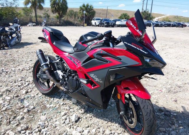 2025 KAWASAKI Ninja