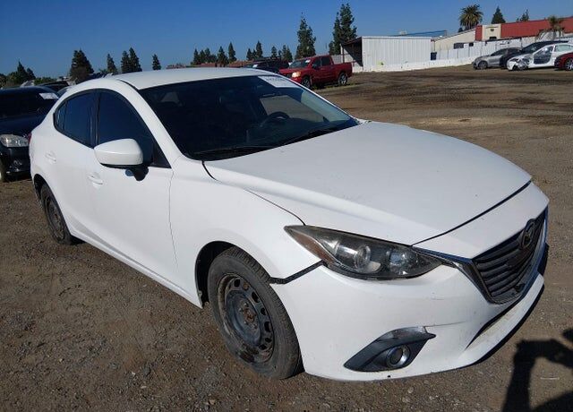 2016 MAZDA Mazda3