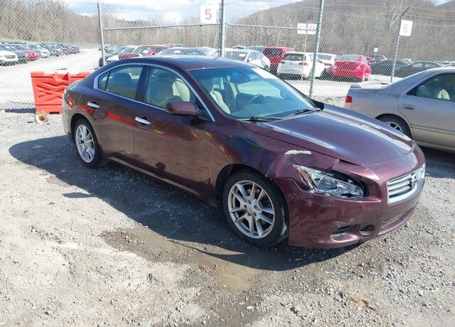 2014 NISSAN Maxima