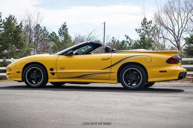 2002 PONTIAC Firebird