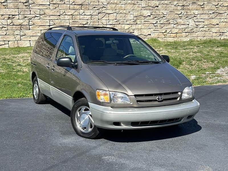 1999 TOYOTA Sienna