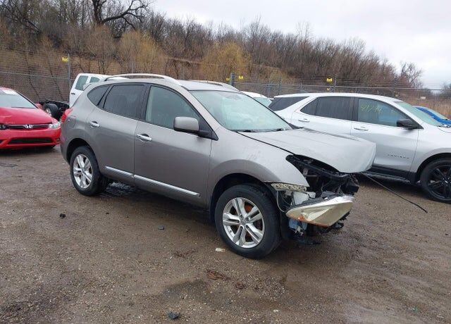 2013 NISSAN Rogue