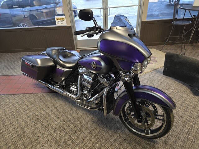 2017 HARLEY DAVIDSON FLHXS / Street Glide Special