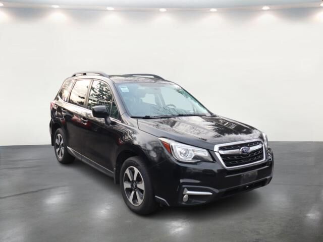 2017 SUBARU Forester