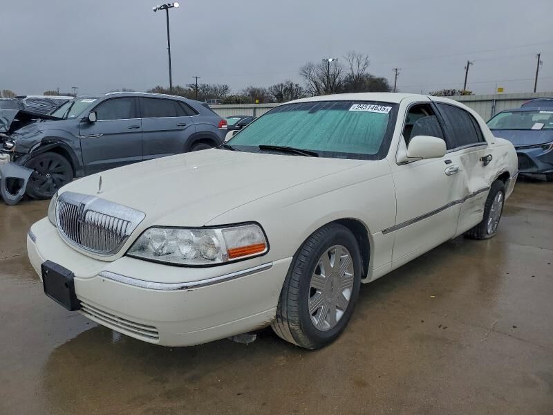 Lincoln Town Car