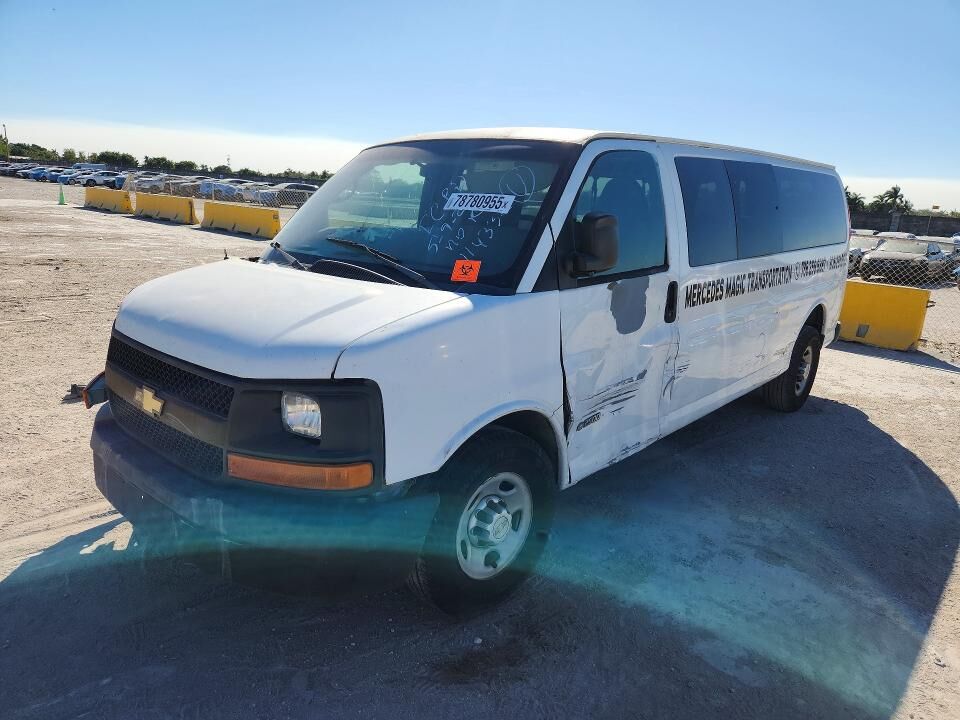2014 CHEVROLET Express
