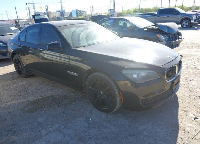 BMW 750i