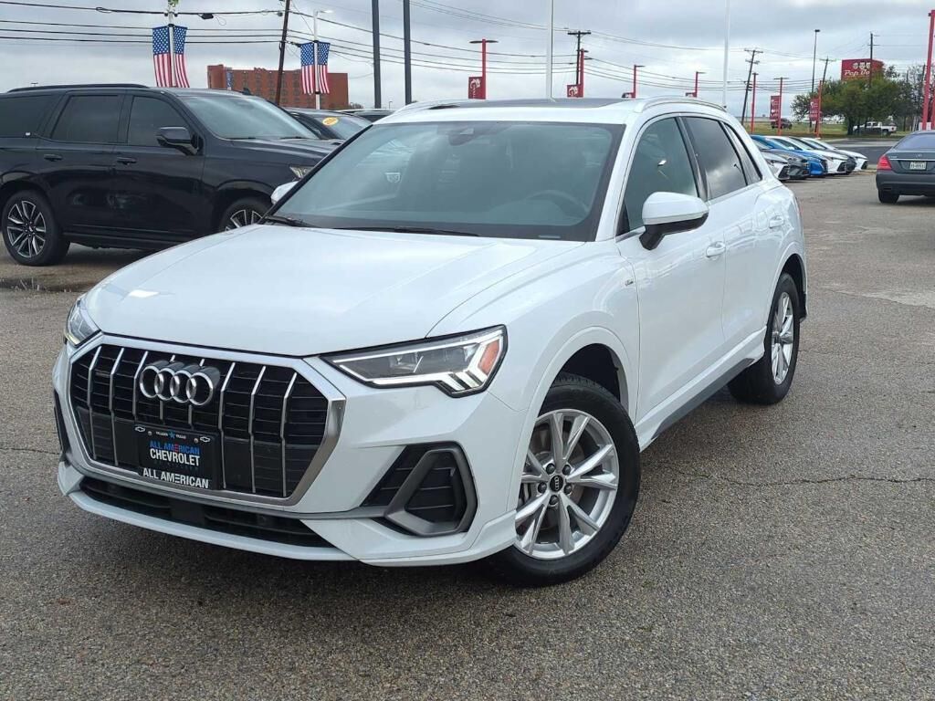 2024 AUDI Q3