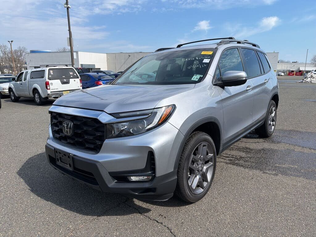2023 HONDA Passport