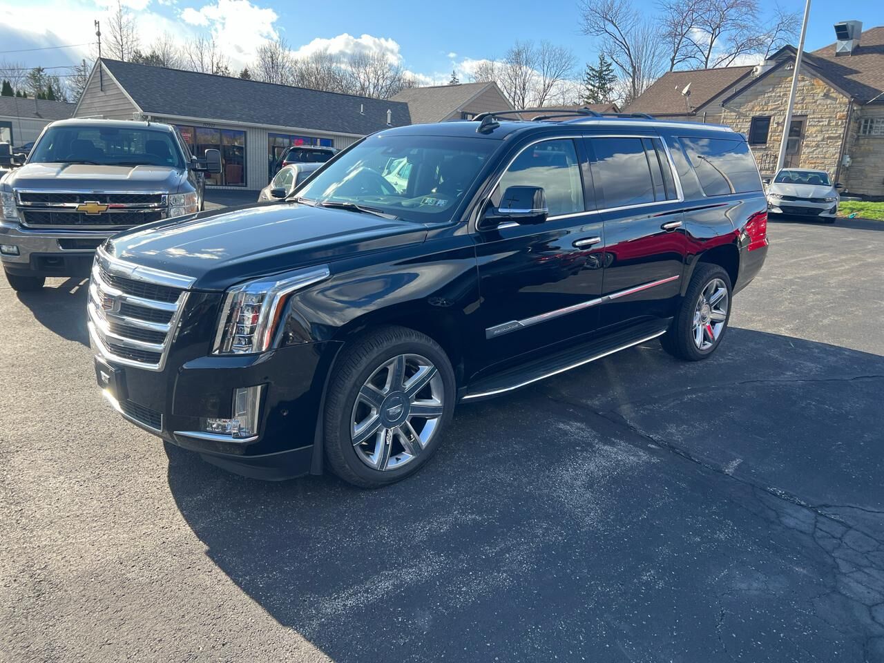 2017 CADILLAC Escalade ESV